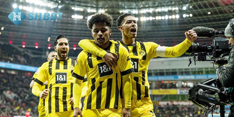 Soi kèo Dortmund vs Freiburg: 2h30, 10/02/2024 